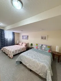 Private basement suite -2 beds - separate entrance - Image 3