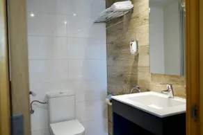Standard 1-Bedroom Apartment Without a View - Image 4