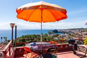 Casa Alice - Rooftop sun area with breathtaking view - Image 2