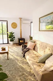 Ivy’s Retreat- Peaceful Country Escape - Image 2