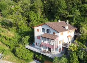 Panoramic apartment with sun terrace & lake view - Image 2