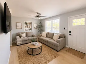Everything New! Sleeps 11, Pet Friendly Escape - Image 2