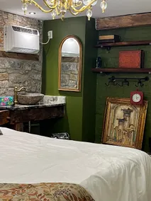Wine cellar retreat free parking/Near CMU&Pitt - Image 5