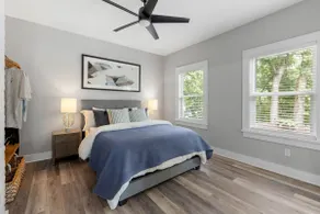 Luxury Home for Entertaining in Midtown Manor - Image 5
