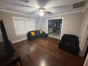 Work & Travel Retreat |Near Hobby & Galveston Port - Image 2