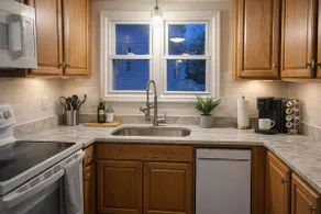 Home Away From Home* 8 min to Gillette Stadium* - Image 5