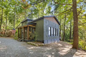20-Acre Cabin | Hot Tub + Fire Pit | Black Rock Mt - Image 4