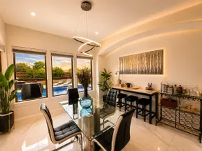 Luxury Estate, Pool, Spa, Theater & Guesthouse - Image 5