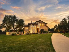 Luxury Estate, Pool, Spa, Theater & Guesthouse - Image 2