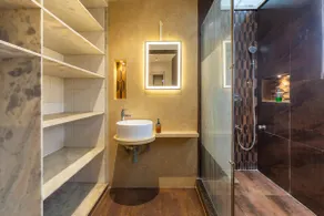 Curated 2Bhk Near Apollo Hospitals 9 & 10 - Image 5