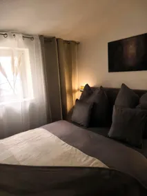 Top Lage! Modernes 2-Zimmer Apartment - Image 2