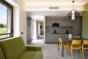 Bonaparte Luxury Apartments: Salvia - Image 3