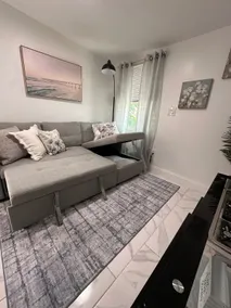 Charming 1BR Getaway | Near Shops, Pool & Beach - Image 5
