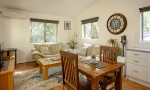 Secluded Romantic Retreat for Couples Kenilworth - Image 3