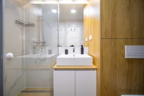 Boutique Living - Yellow Accent Apartment - Image 5