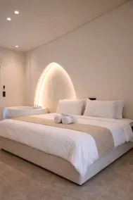 Aelia Suite Romantic Jacuzzi Retreat Private Stay - Image 2