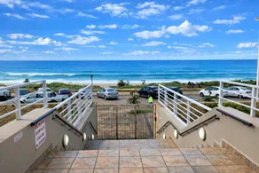 32 Warnadoone- On Warner beach-Amanzimtoti - Image 5