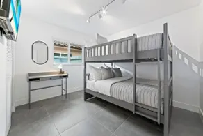 Modern Hialeah Escape: Backyard| Casino| Park - Image 4