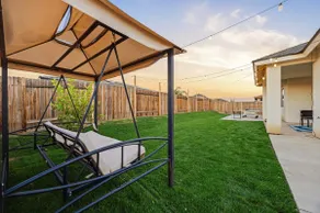 New 2023/Large4BR+Bonus bedRoom/EV charge/Shopping - Image 5