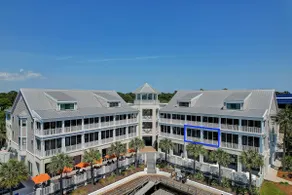 Saint James Finest-Elevator- Luxury Marina Condo - Image 5