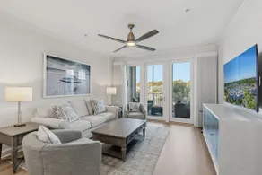 Saint James Finest-Elevator- Luxury Marina Condo - Image 2
