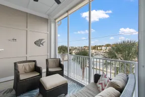 Saint James Finest-Elevator- Luxury Marina Condo - Image 3