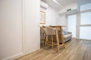 Beautiful loft next to the Turia River gardens - Image 4
