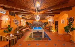 Casa Azulo: A Tropical Paradise - Image 3