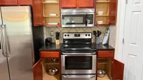 Updated 3BR Corner Unit near Stone Mtn | WFH ready - Image 4