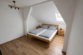 Cozy 2-bed room near the castle—HannaBella - Image 3