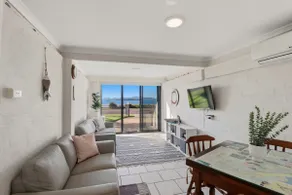 Bayview Nook Tanilba Bay - Image 4
