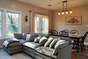 The Palmstead | Stylish 3 BR | Garage EV Charging - Image 2