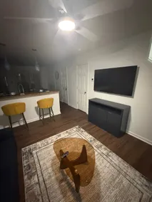 Blue Haven Townhouse - Image 5