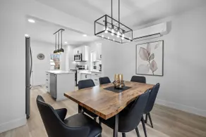Spacious 3 Bdrm Haven - Steps to Downtown Ch'town - Image 3