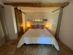 Cozy 1-bedroom accommodation with private garden - Image 2