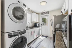 Hampton Beach 4BR Escape | Perkins Surfside - Image 2