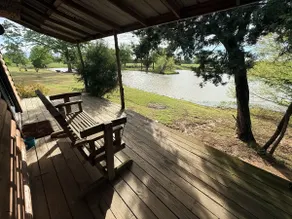 Rustic Cabin w/ pond near Lake & Canton Trade Days - Image 3