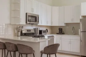 Penthouse Designer Loft 4W | GoldCoast/River North - Image 4