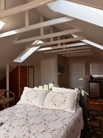 Riverview Loft | Romantic, Cozy + Scenic Views - Image 4