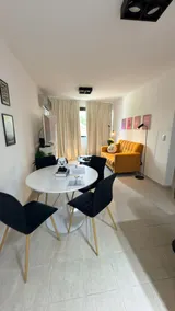 Very comfortable, modern and in a prime location - Image 5