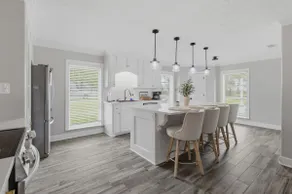 Bright Spacious Home- Close to casinos - Image 2