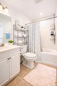 Spacious 4BR Rancho Vista Home | Near AV Mall - Image 5