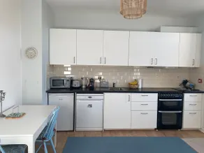 One Bed Garden Apartment - Image 5