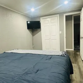 Bluebird Bungalow - Image 5