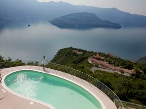 EnjoyIseoLake - Monet - Accogliente appartamento con terrazza e vista sul lago - Image 2