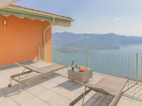 EnjoyIseoLake - Monet - Accogliente appartamento con terrazza e vista sul lago - Image 3