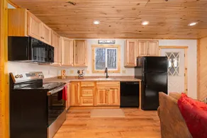 Meauwataka Backwoods Cabin - Image 3