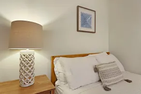 Hidden Gem Studio | Stylish Downtown + Parking - Image 5