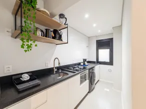 Style, comfort, and a great location with Wi-Fi - Image 5