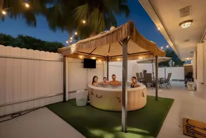 Luxury Suite w/ Jacuzzi, Tiki Hut & Private Patio - Image 3